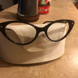 Tom Ford Eyeglasses | Style: Cat Eye | Black